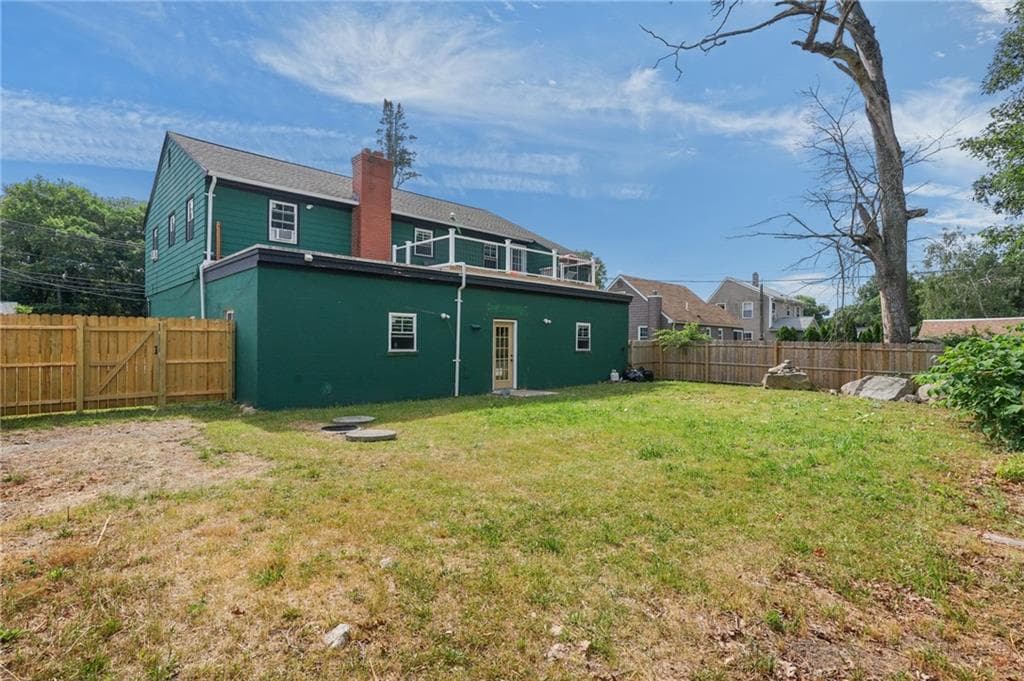 Single Family Residence at 172 Knotty Oak Road, Coventry, photo 2 of 36