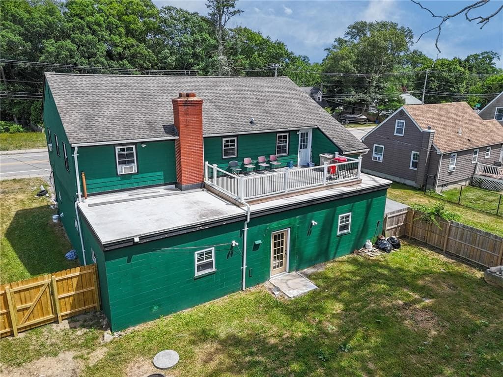 Single Family Residence at 172 Knotty Oak Road, Coventry, photo 30 of 36