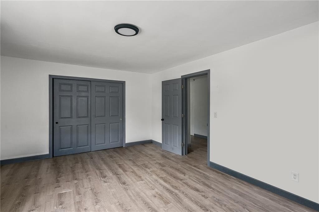 Single Family Residence at 172 Knotty Oak Road, Coventry, photo 14 of 36