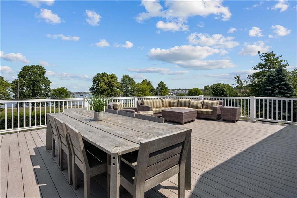 1 Harbor View Drive photo 27