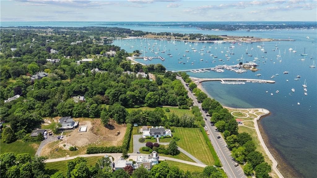 1 Harbor View Drive photo 2