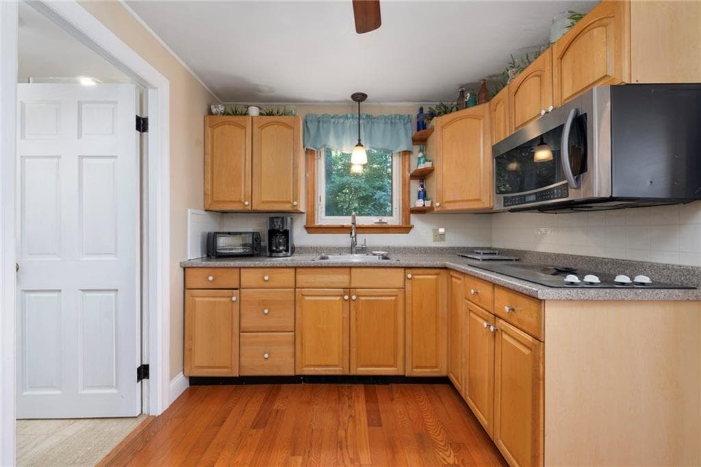 5443 Post Road photo 34