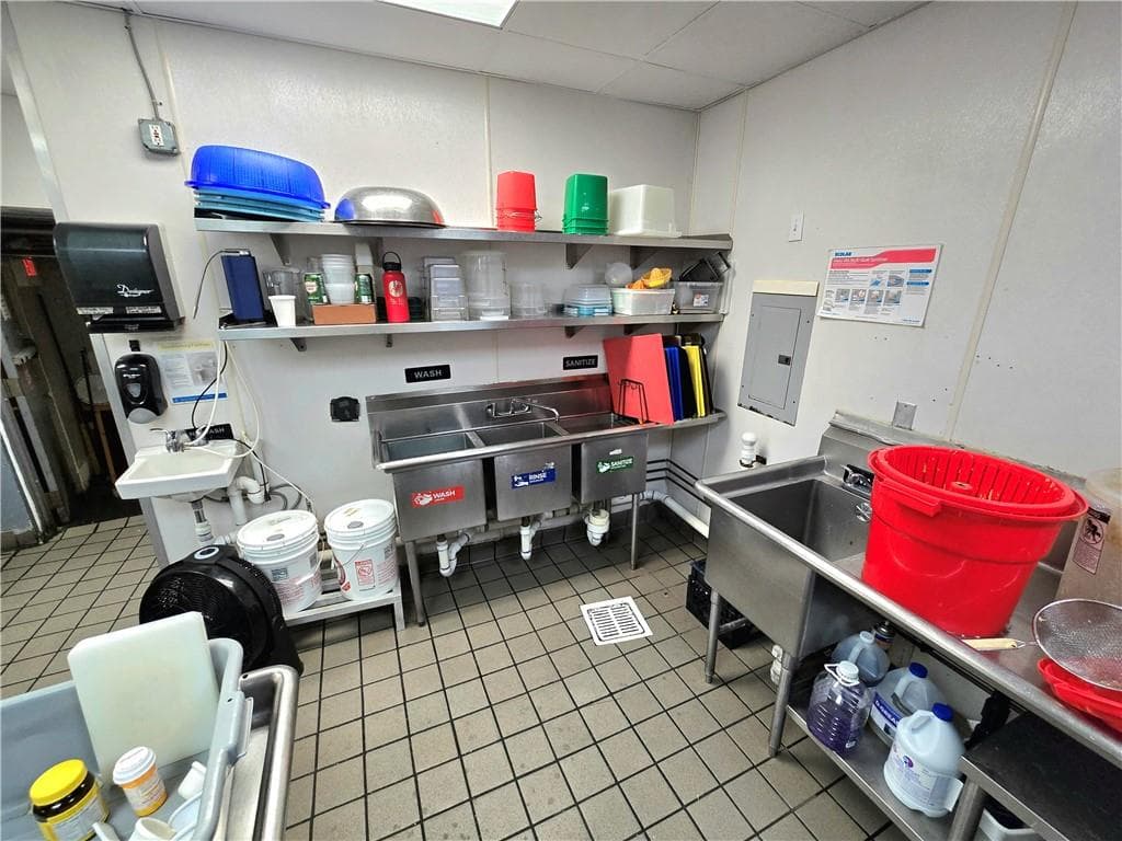 Commercial,Business at 172 Wayland Avenue, Providence, photo 33 of 41