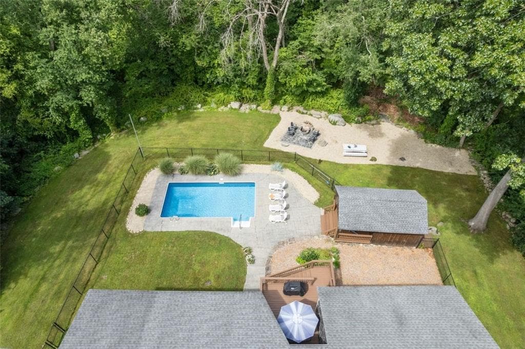 315 Saw Mill Road photo 45
