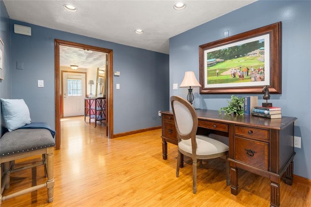 315 Saw Mill Road photo 8