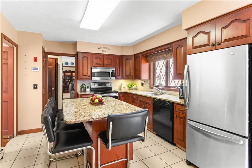 191 Fairway Drive photo 4