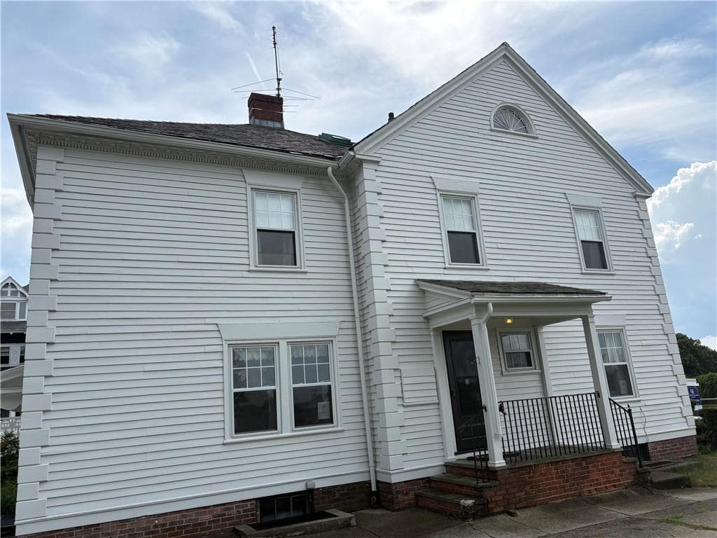 Single Family Residence at 36 UNDERWOOD Drive, Pawtucket, photo 17 of 50