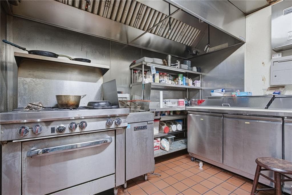424 Benefit Street photo 6