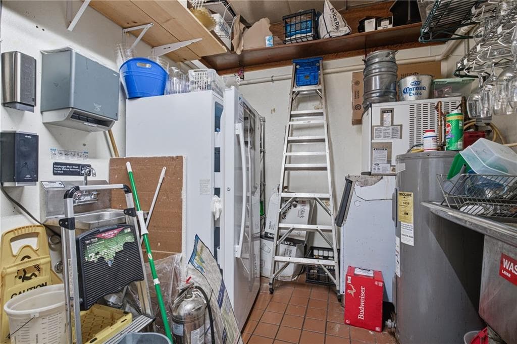 424 Benefit Street photo 8