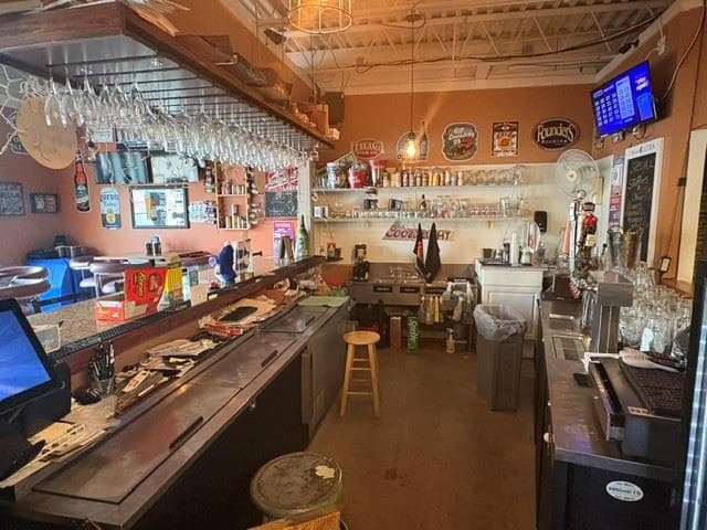 Commercial,Business at 400 Providence Street, West Warwick, photo 10 of 16