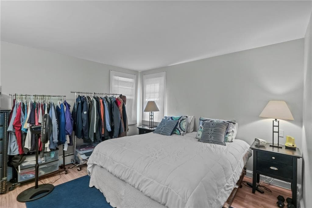 32 Houston Avenue photo 23