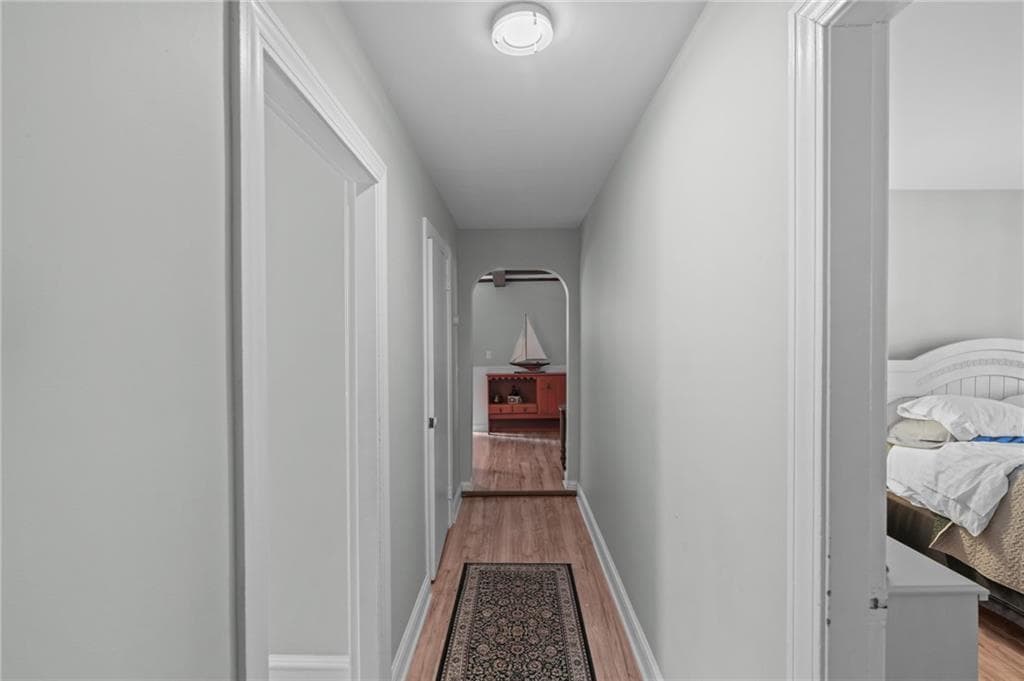 32 Houston Avenue photo 22