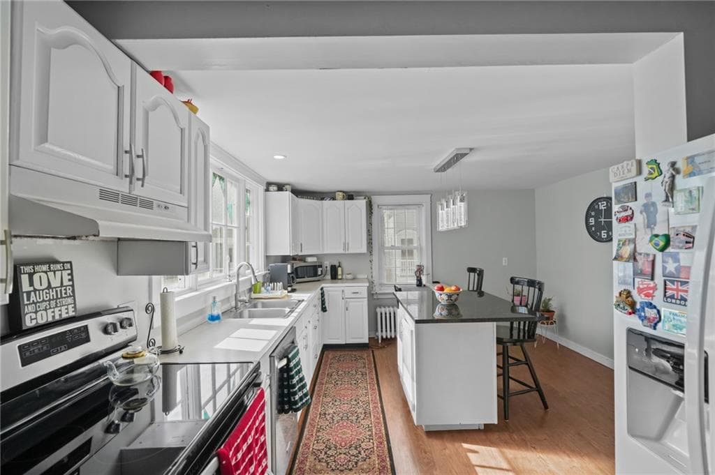 32 Houston Avenue photo 9