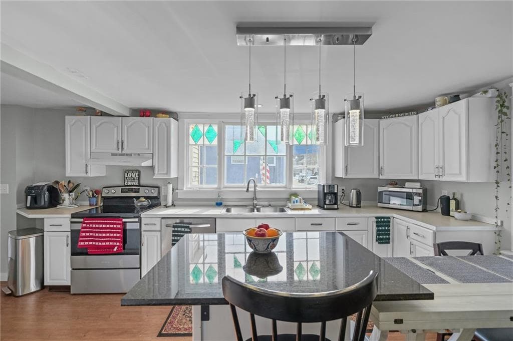 32 Houston Avenue photo 11
