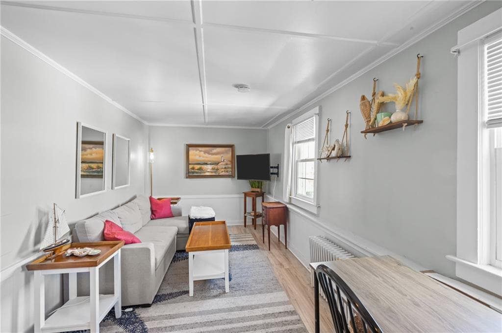 32 Houston Avenue photo 25
