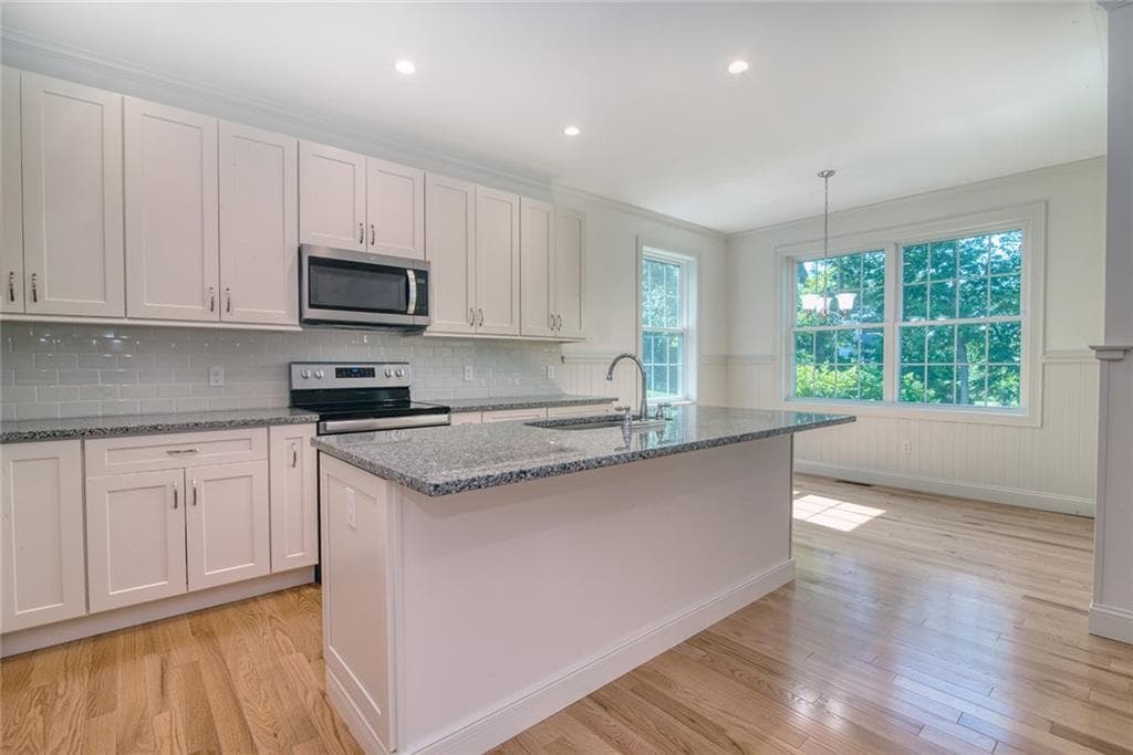 Condominium at 16 Abbey Lane UNIT 17, Westerly, photo 9 of 16