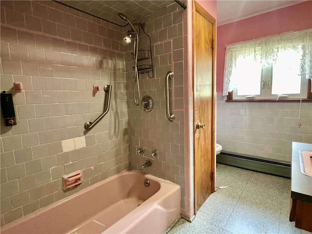 182 Highland Street photo 23