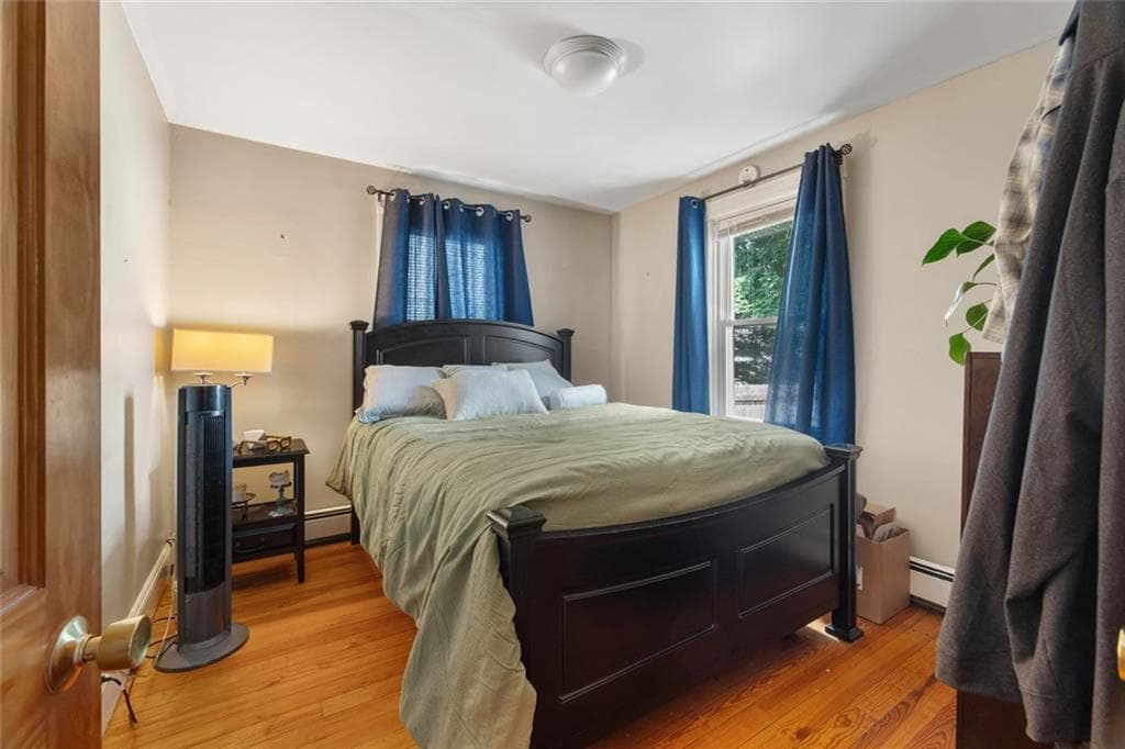160 Richard Street photo 20