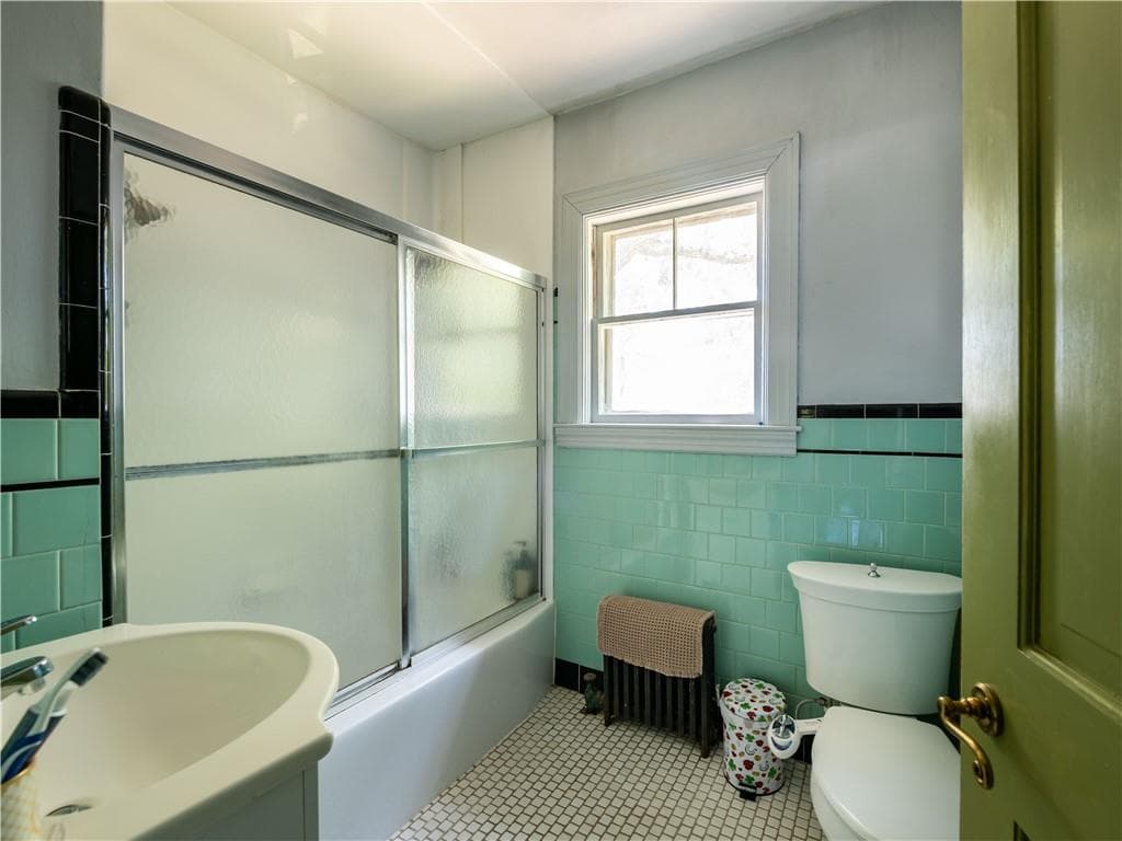 12 Manton Street photo 20