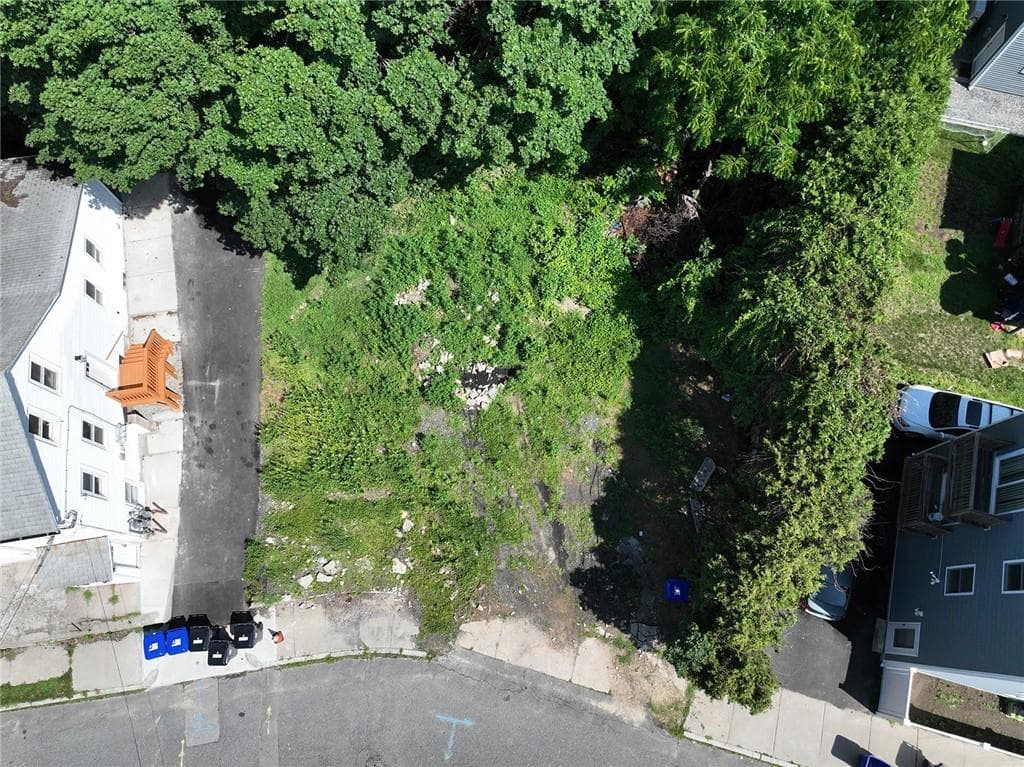 Unimproved Land at 376 Hawkins Street, Providence, photo 6 of 10