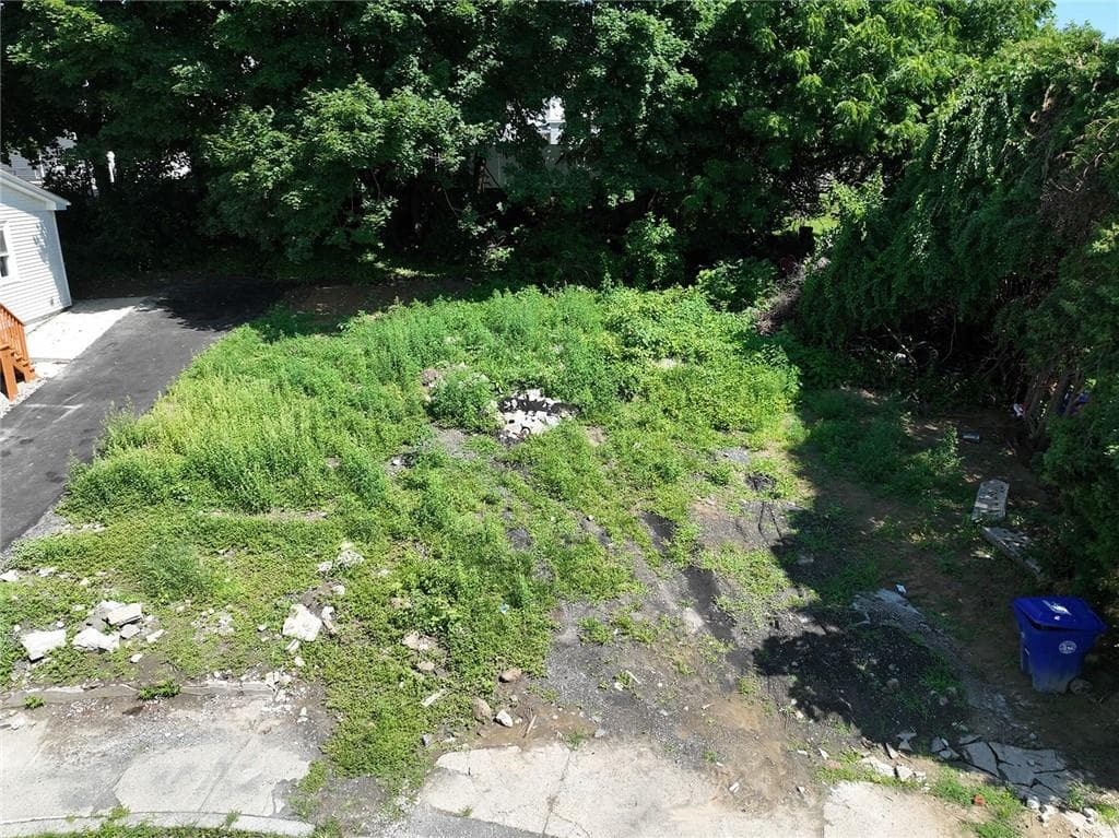 Unimproved Land at 376 Hawkins Street, Providence, photo 4 of 10