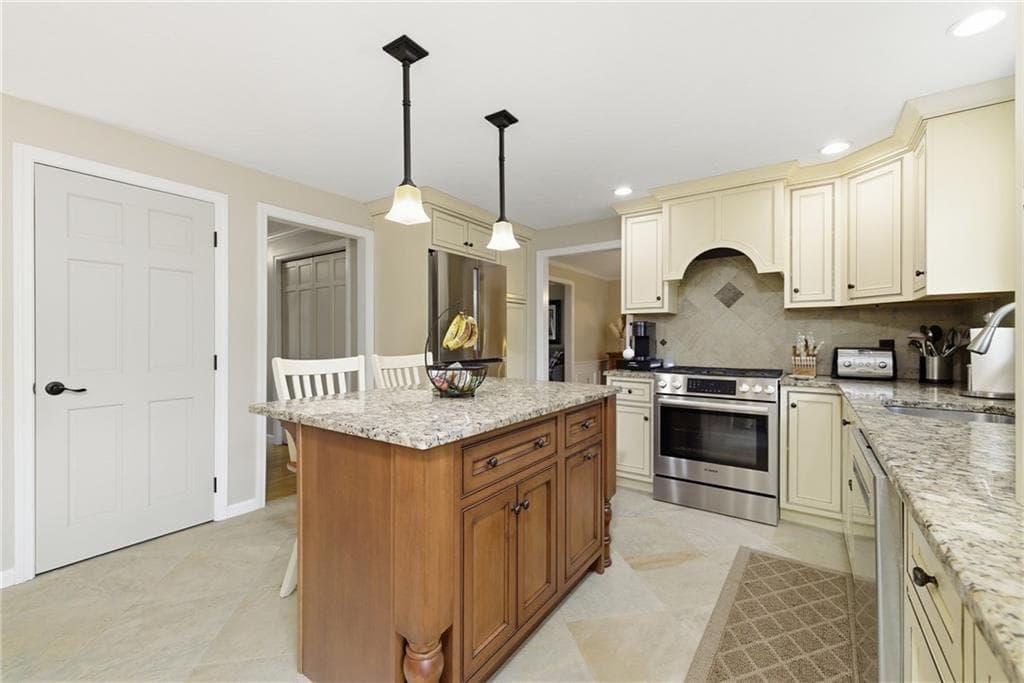 30 Princess Pine Circle photo 3