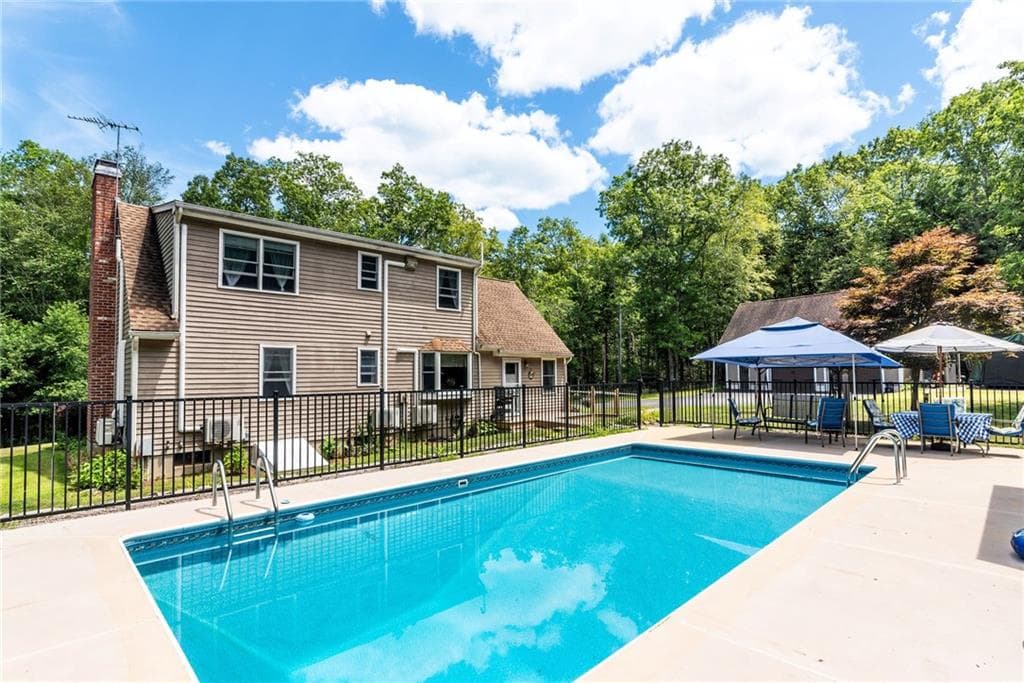 147 Woodville Alton Road photo 3