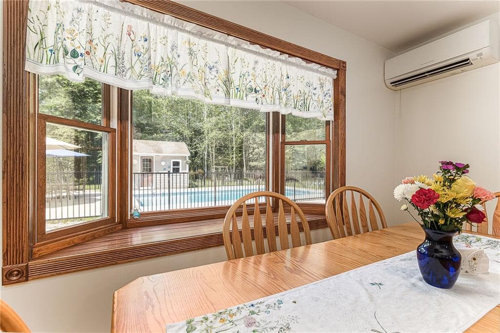 147 Woodville Alton Road photo 10