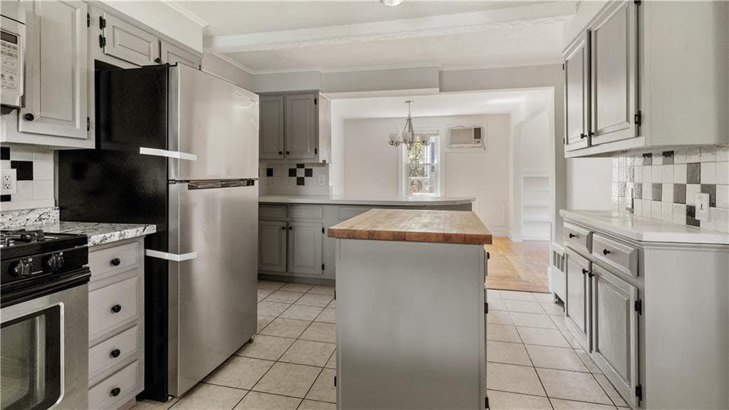 29 Cormier Road photo 6