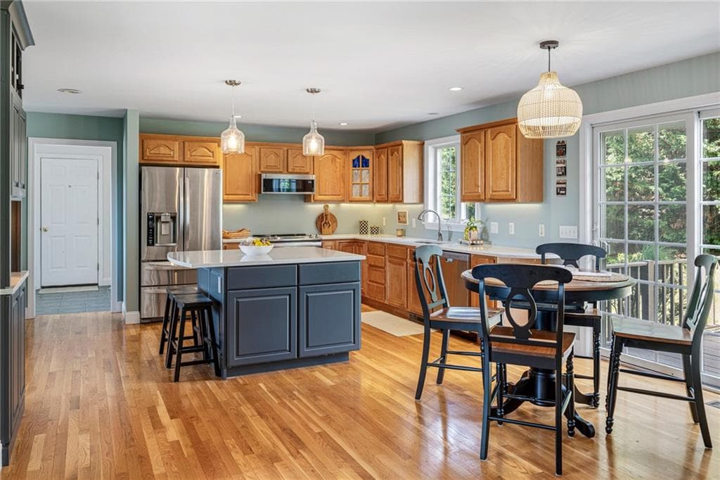 326 Windstone Drive photo 8