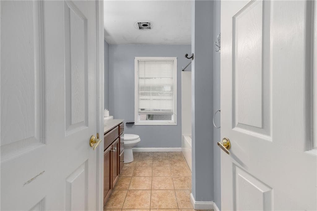 Multi Family at 22 Aiken Street, Pawtucket, photo 15 of 22
