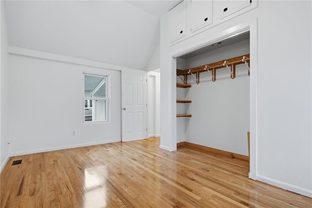 61 West Warwick Avenue photo 8