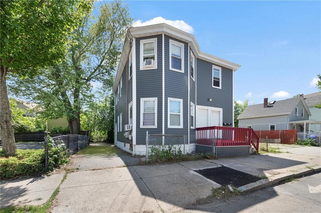 Multi Family at 346 Douglas Avenue, Providence, photo 2 of 19