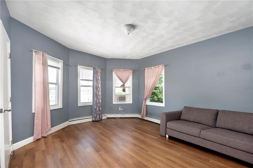 Multi Family at 346 Douglas Avenue, Providence, photo 6 of 19