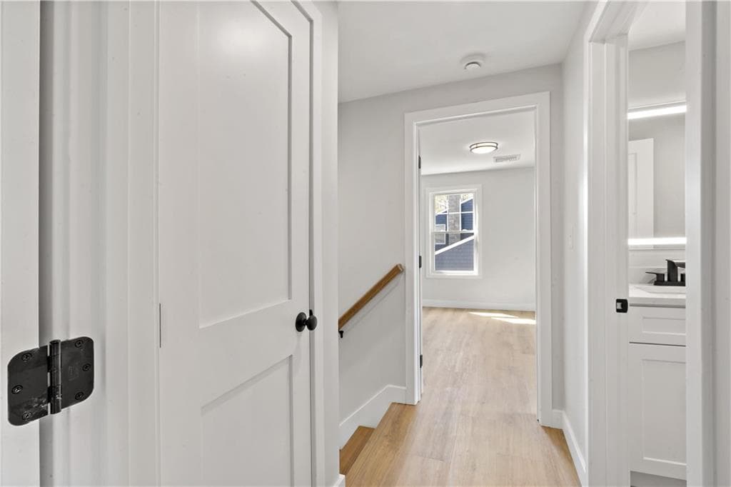 6 Monast Street UNIT 1 photo 16