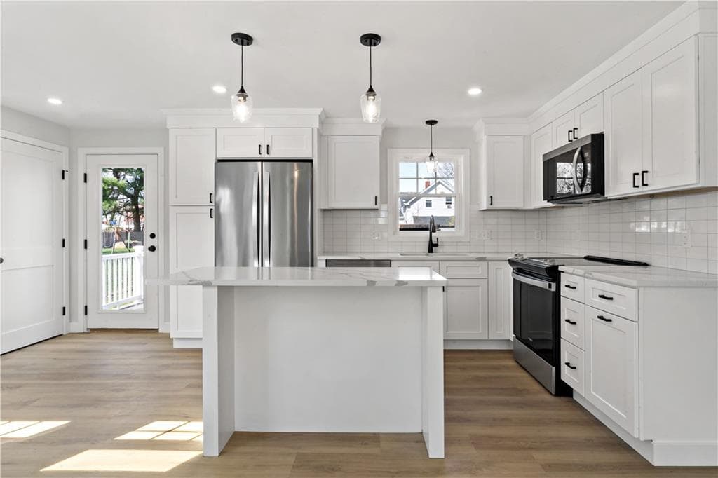 6 Monast Street UNIT 1 photo 3