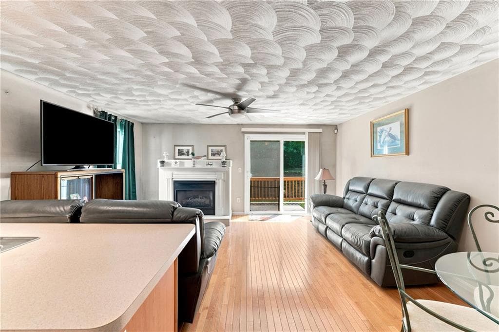 Condominium at 450 Providence Street UNIT 31, West Warwick, photo 6 of 27