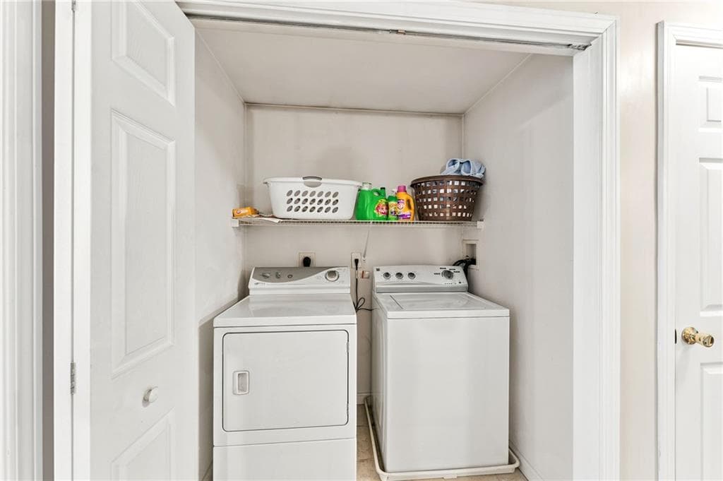 Condominium at 450 Providence Street UNIT 31, West Warwick, photo 15 of 27