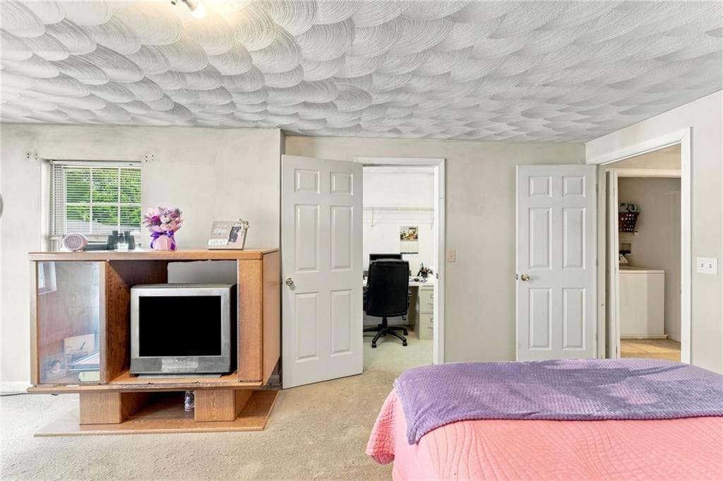 Condominium at 450 Providence Street UNIT 31, West Warwick, photo 19 of 27