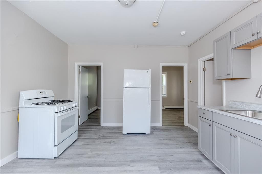 Multi Family at 53 55 Fairmount Avenue, Providence, photo 8 of 31