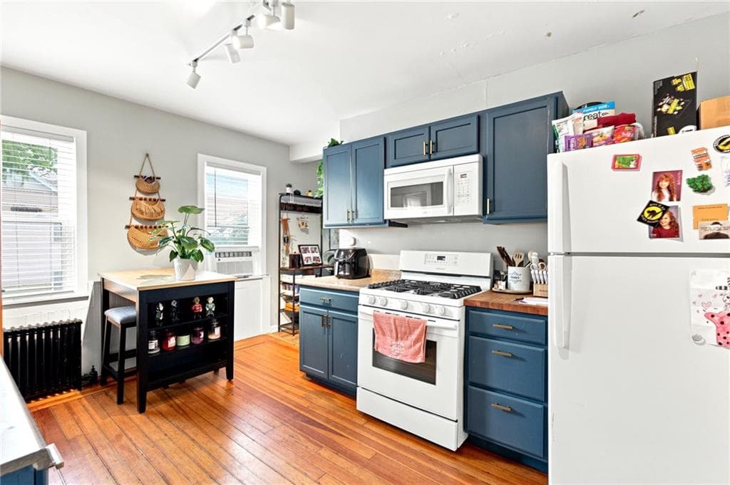 Multi Family at 884 River Avenue, Providence, photo 4 of 30