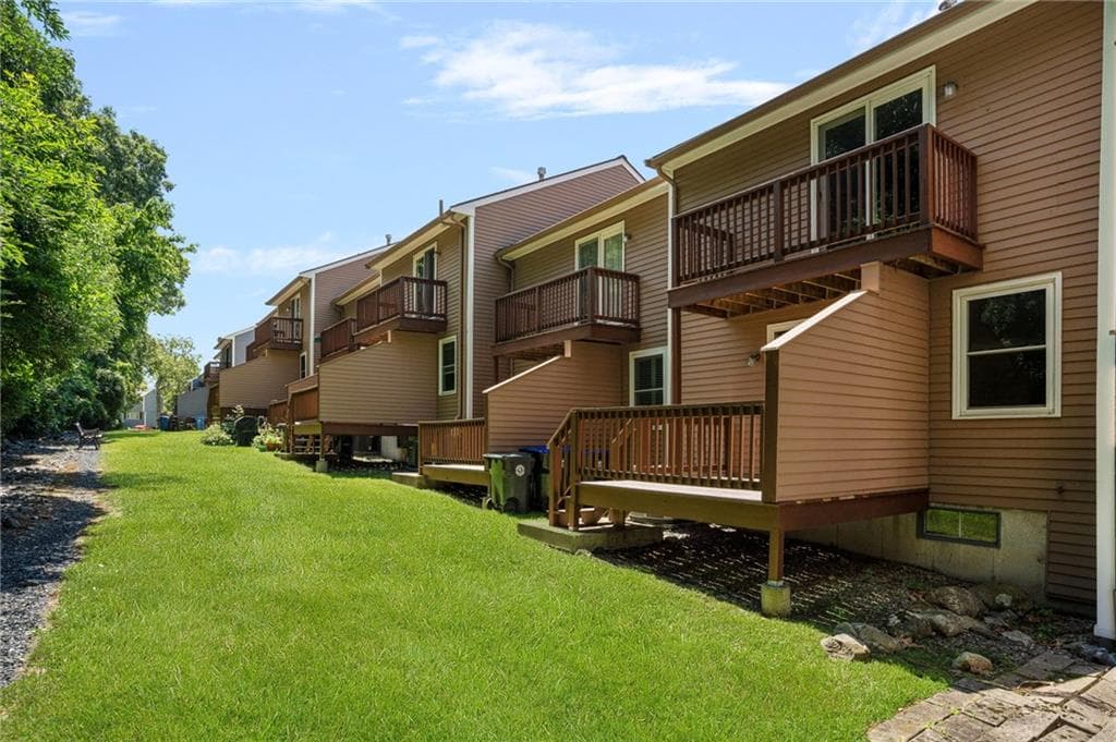 200 Heroux Boulevard UNIT 303 photo 26