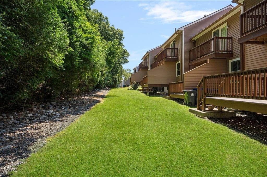 200 Heroux Boulevard UNIT 303 photo 7
