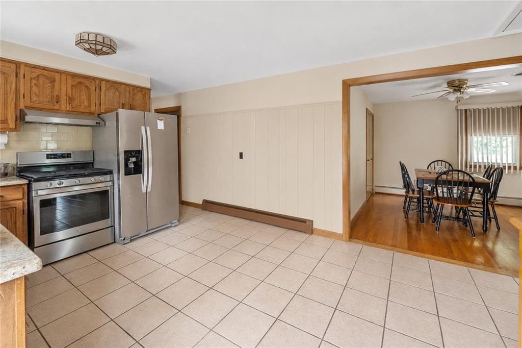 Single Family Residence at 82 Merchant Street, North Providence, photo 11 of 20