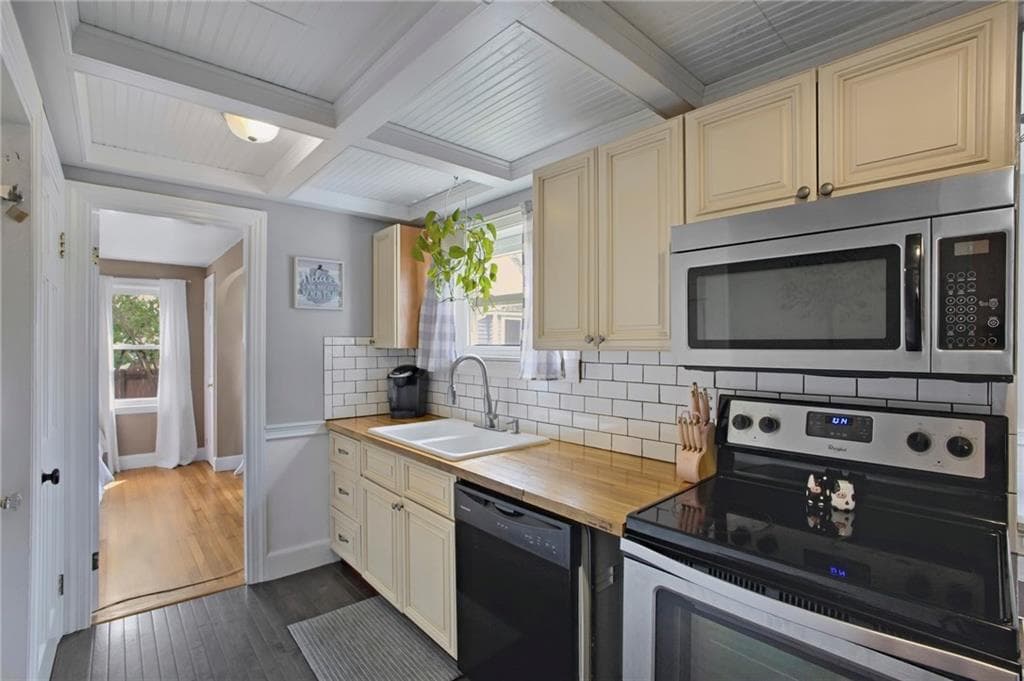 51 Priscilla Avenue photo 6