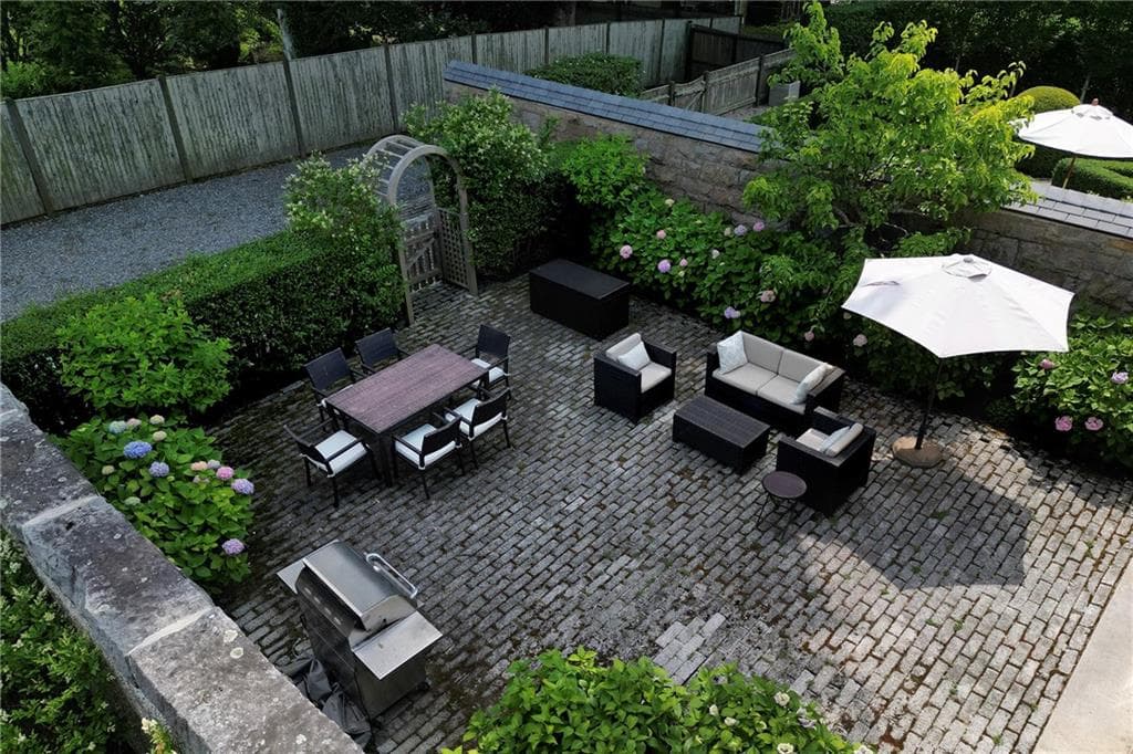 2 4 Hazard Avenue photo 12