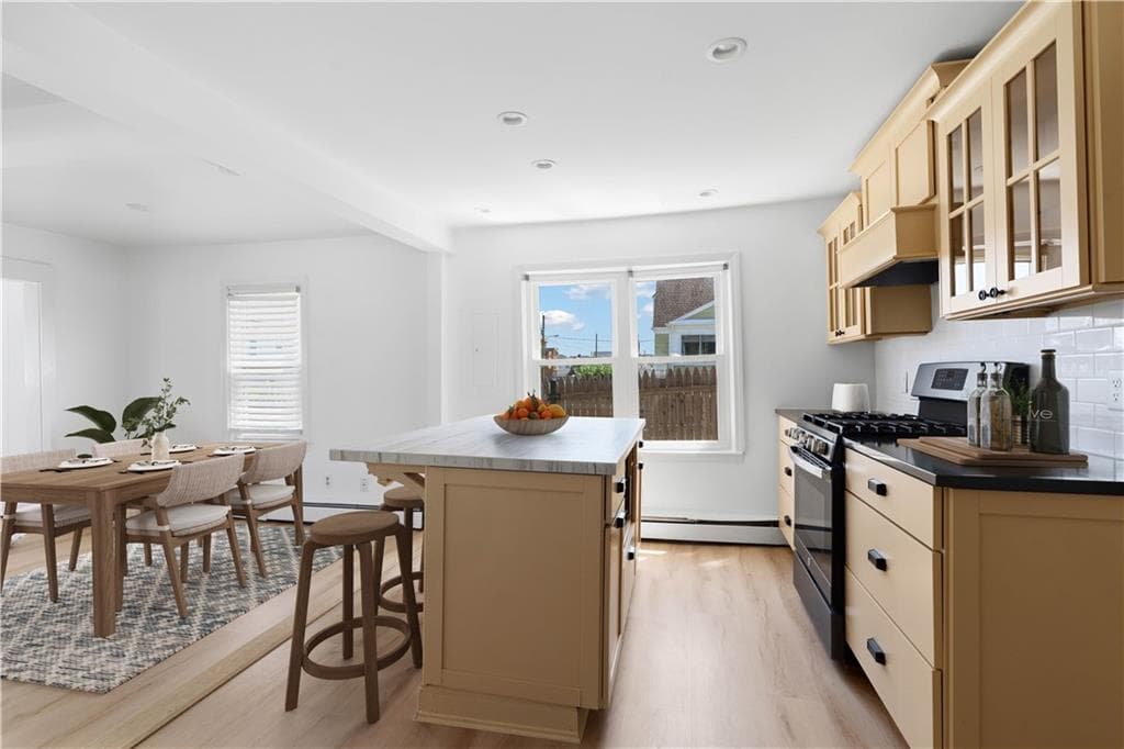 29 Aquidneck Avenue photo 15