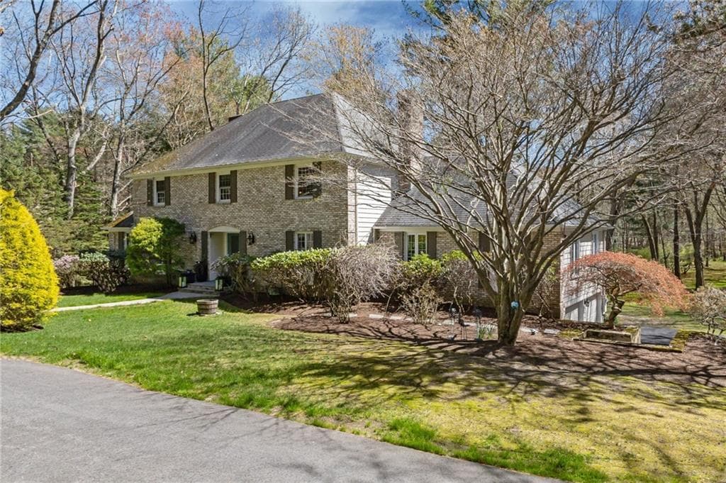 1340 Waterford Drive photo 3