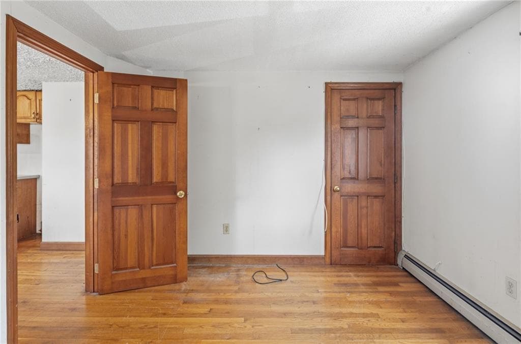 Multi Family at 400 406 Thames Street, Bristol, photo 23 of 50