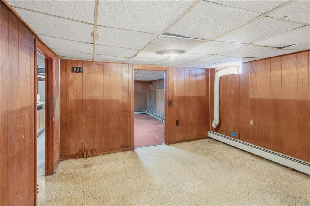 Multi Family at 400 406 Thames Street, Bristol, photo 29 of 50